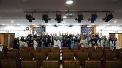 «۳ هزار تلاش حکیمانه» برای خنده های کودکانه؛ مراسمی برای افتخارآفرینان بیمارستان فوق تخصصی کودکان حکیم