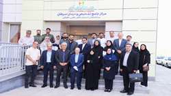 بازدید معاون آموزشی وزارت بهداشت از مرکز تشخیص و درمان سرطان کودکان ساختمان استاد دکتر یحیی عقیقی 