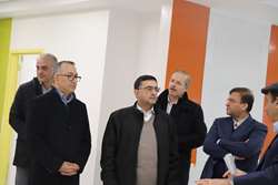 بازدید رئیس و معاونان توسعه و درمان دانشگاه علوم پزشکی تهران از ساختمان جامع درمان سرطان کودکان بیمارستان کودکان حکیم