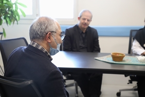 آغاز همکاری آموزشی بین‌المللی دکتر هادی محسنی‌بد در بخش مراقبت‌های ویژه بیمارستان فوق تخصصی کودکان حکیم