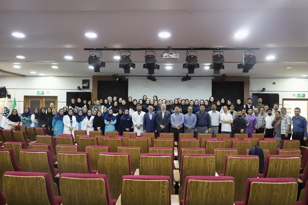 برپایی آیین دیدار نوروزی در بیمارستان فوق‌تخصصی کودکان حکیم در روزهای پایداری