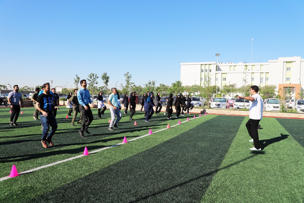 پنجشنبه‌های ورزشی بیمارستان کودکان حکیم؛ گامی برای نهادینه‌سازی فرهنگ سلامت در میان مدافعان سلامت